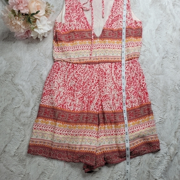 ✨️CL Lush Pink Multicolor Sleeveless Lightweight Romper Size S - Picture 14 of 15